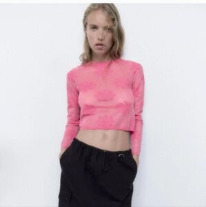 Zara Long Sleeve Pink Floral Sweater Size S